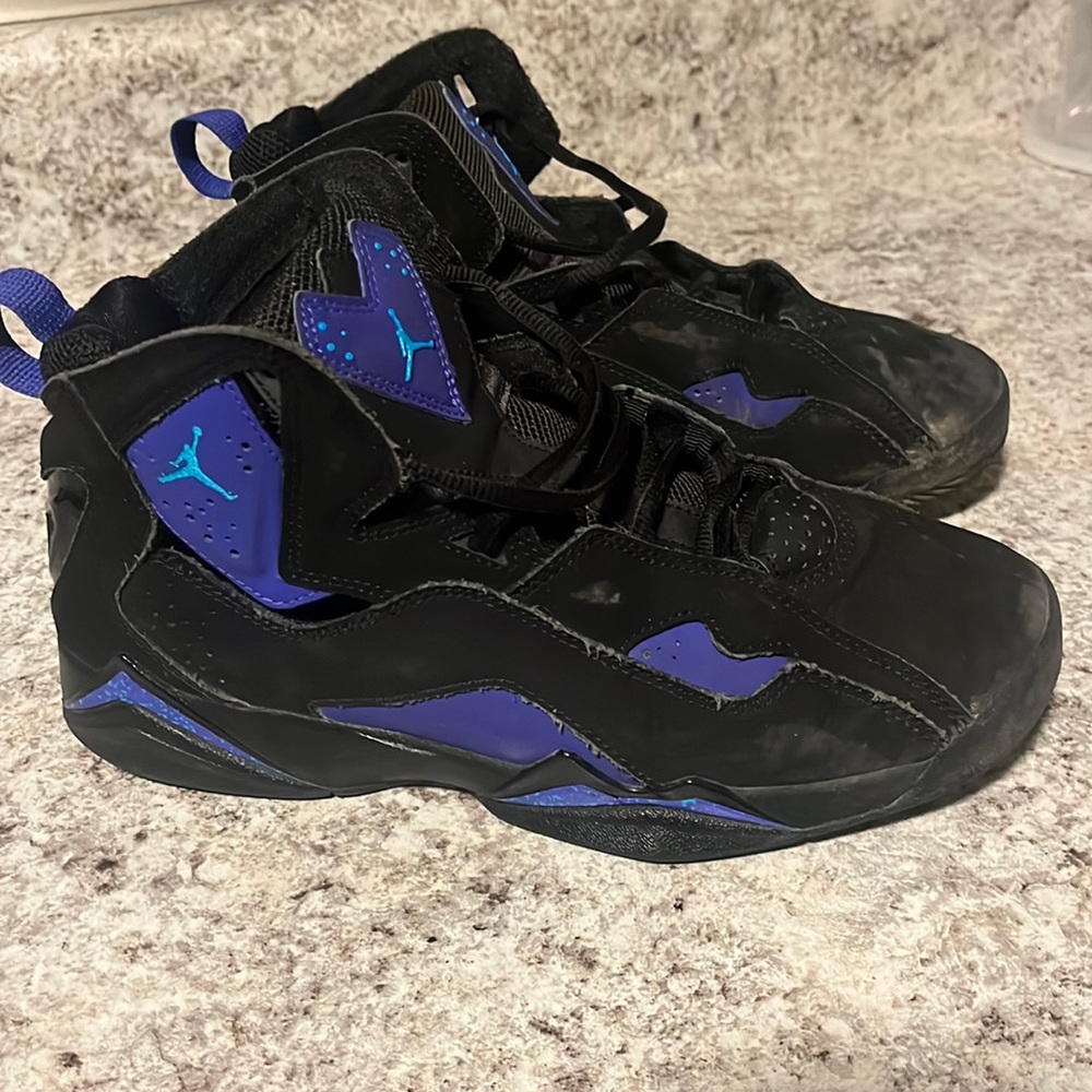 Jordan 7 retro space jam